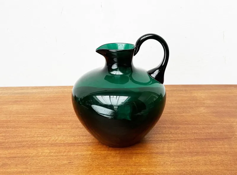 Pamono Art Deco German Green Glass Jug by Prof. Bruno Mauder for Zwiesel Theresienthal, 1930s> Glassware