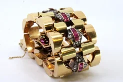Pamono Art Deco Gold Bracelet with Diamond Chips, Rubies and Silver-Plated Central Links><noscript><img width=