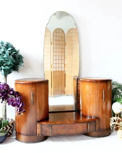 Pamono Art Deco Mirrored Bedroom Vanity Dressing Table by Shrager Brothers Masterpiece Furniture, London><noscript><img width=