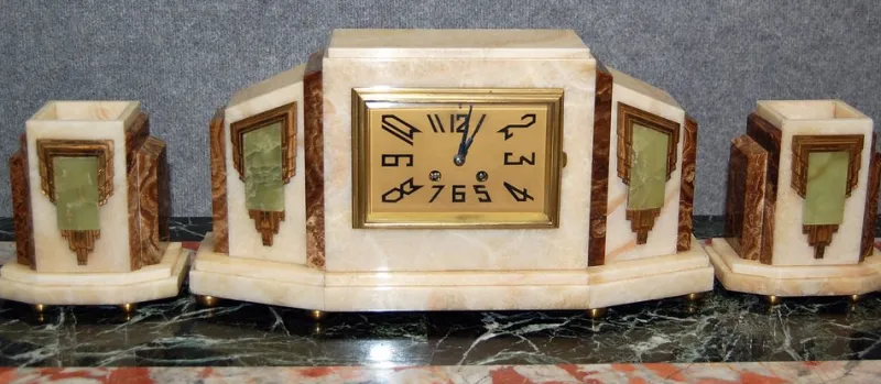 Pamono Art Deco Pendulum in Onyx and Gilded Bronze, 1930s, Set of 3> Clocks