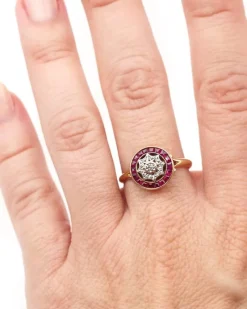 Best Pamono Art Deco Ruby and Diamond Ring