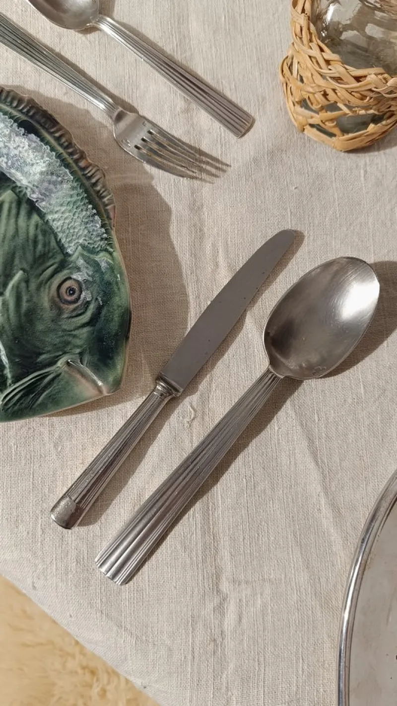 Pamono Art Deco Silver-Plated Flatware by Luc Lanel for Christofle, 1930s, Set of 32> Cutlery & Serving Utensils