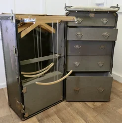 Pamono Art Deco Steamer Trunk by Hartman Luggage Co., 1890s><noscript><img width=