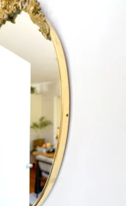 Pamono Art Deco Style Oval Mirror with Brass Floral Details, 1960s><noscript><img width=