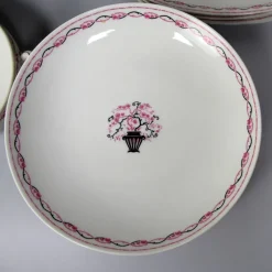 Pamono Art Deco Tableware by Charles Ahrenfeldt for Maitrise, Set of 52