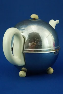 Pamono Art Deco Thermal Teapot in White Porcelain and Metal Shell from Bauscher Weiden, Germany, Early 1900s><noscript><img width=