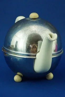 Pamono Art Deco Thermal Teapot in White Porcelain and Metal Shell from Bauscher Weiden, Germany, Early 1900s><noscript><img width=