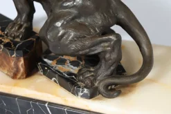 Pamono Art Deco Tiger, 1930, Patinated Bronze on Marble and Onyx><noscript><img width=