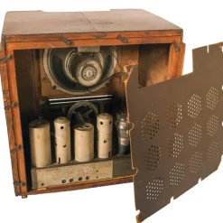 Best Pamono Art Deco Tube Radio from Magnadyne, 1930s