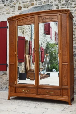 Discount Pamono Art Nouveau Carved Bedroom Set attributed to Louis Majorelle, Set of 4