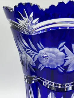 Online Pamono Art Nouveau Crystal Vase in Cobalt Blue with Floral Engraving from Lausitz