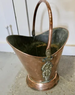 Clearance Pamono Art Nouveau Embossed Copper Helmet Coal Scuttle, 1880s