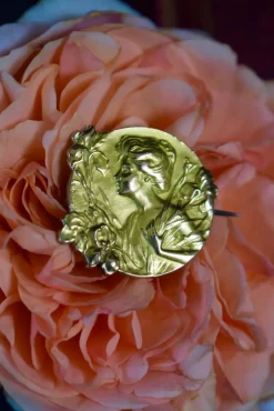 Pamono Art Nouveau Gold-Plated Brooch by Edropsy for Maison Savard, 1903><noscript><img width=