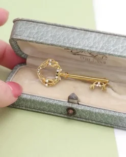 Pamono Art Nouveau Key Brooch><noscript><img width=