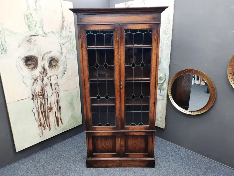 Pamono Art Nouveau Oak and Tiffany Glass Display Cabinet, 1910s