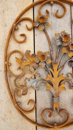 Pamono Art Nouveau Oval Wrought Iron Decoration Ornament Element with Flowers> Garden Accessories