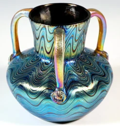 Online Pamono Art Nouveau Phenomenon Genre Ruby 6893 Vase with Handles from Loetz, 1900s