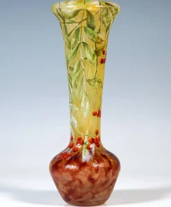 Outlet Pamono Art Nouveau Sorbier des Oiseaux Cameo Vase from Daum Nancy, France, 1900-1905