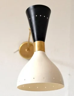 Outlet Pamono Articulated Sconce in Brass