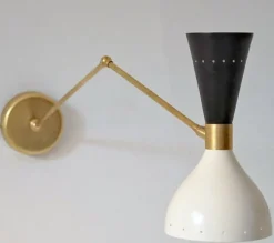Outlet Pamono Articulated Sconce in Brass