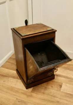 Pamono Arts and Crafts Dark Pine Coal Box, 1890s><noscript><img width=