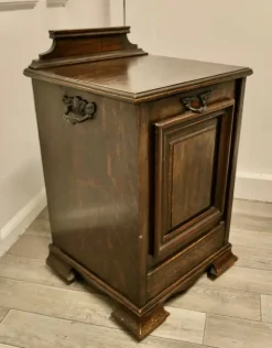 Pamono Arts and Crafts Oak Purdonium Coal Box><noscript><img width=