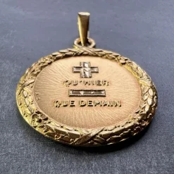 Discount Pamono Augis French Plus Quhier 18k Yellow Gold Love Charm Pendant, 1960s