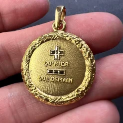 Discount Pamono Augis French Plus Quhier 18k Yellow Gold Love Charm Pendant, 1960s