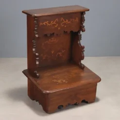 Pamono Baroque Kneeler in Maple and Walnut> Benches