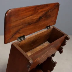 Pamono Baroque Kneeler in Maple and Walnut><noscript><img width=