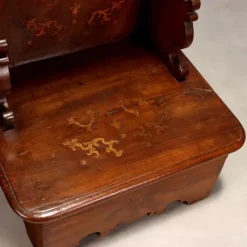 Pamono Baroque Kneeler in Maple and Walnut><noscript><img width=