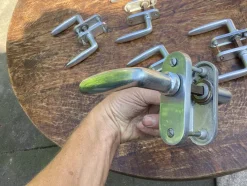 Online Pamono Bauhaus Door Handles in Aluminium, 1950s, Set of 6