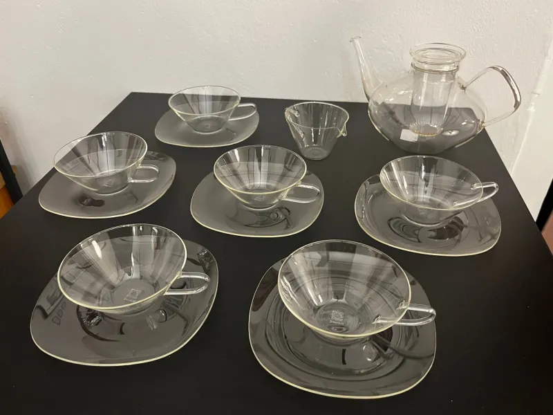 Discount Pamono Bauhaus Tea Service in Jena Glas by Wilhelm Wagenfeld for Jenaer Glaswerke, Germany, 1950s, Set of 14
