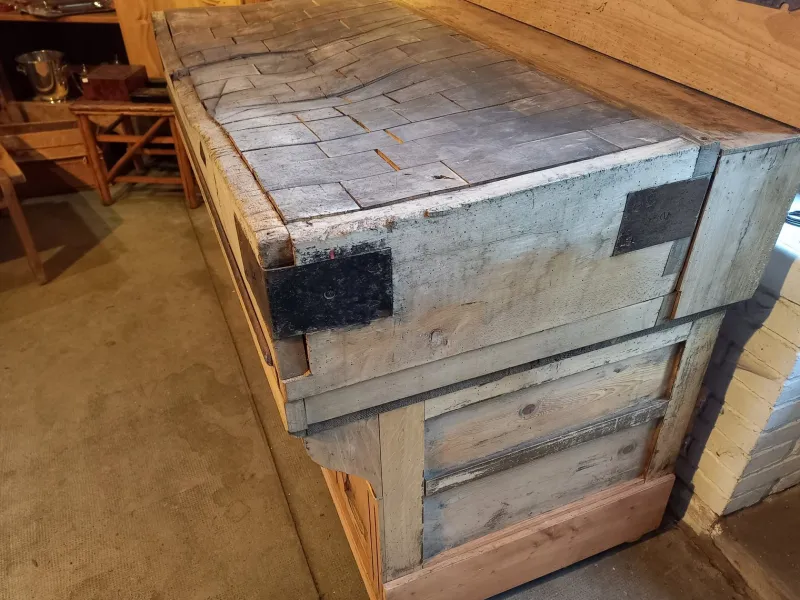 Pamono Beech Butcher Block, 1907> Worktables & Workbenches