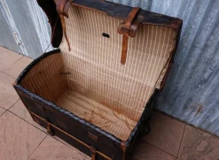 Clearance Pamono Belgian Steamer Trunk from Gustave de Laet, 1880s