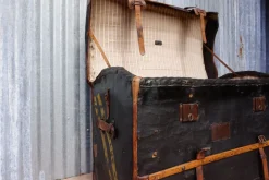 Clearance Pamono Belgian Steamer Trunk from Gustave de Laet, 1880s