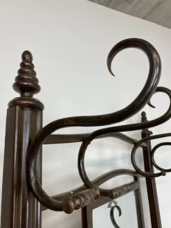 Pamono Bentwood No. 1082 Coat Hanger attributed to J&J Kohn, 1890s