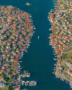 New Pamono Bernhard Lang, AV_Archipelago_008 Aerial View, 2025, Print