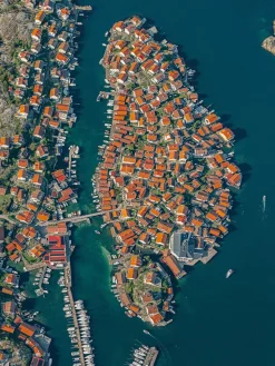 Pamono Bernhard Lang, AV_Archipelago_007 Aerial View, 2025, Print> Photography