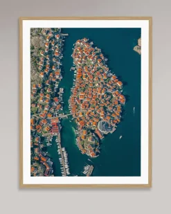 Pamono Bernhard Lang, AV_Archipelago_007 Aerial View, 2025, Print> Photography