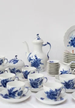 Pamono Blå Blomst Blue Flower Coffee Service from Royal Copenhagen, Set of 53><noscript><img width=