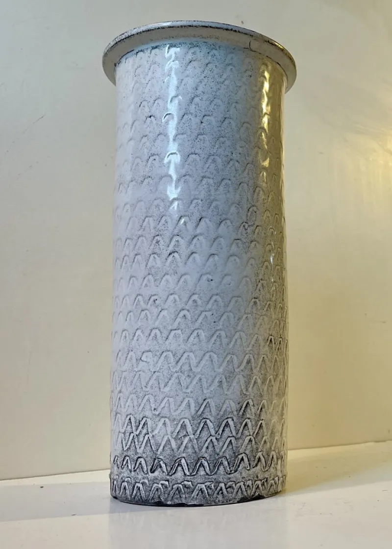 Pamono Black and White Ash Glazes Cylindrical Vase by Svend Hammershøi for Herman A. Kähler, 1930s> Vases