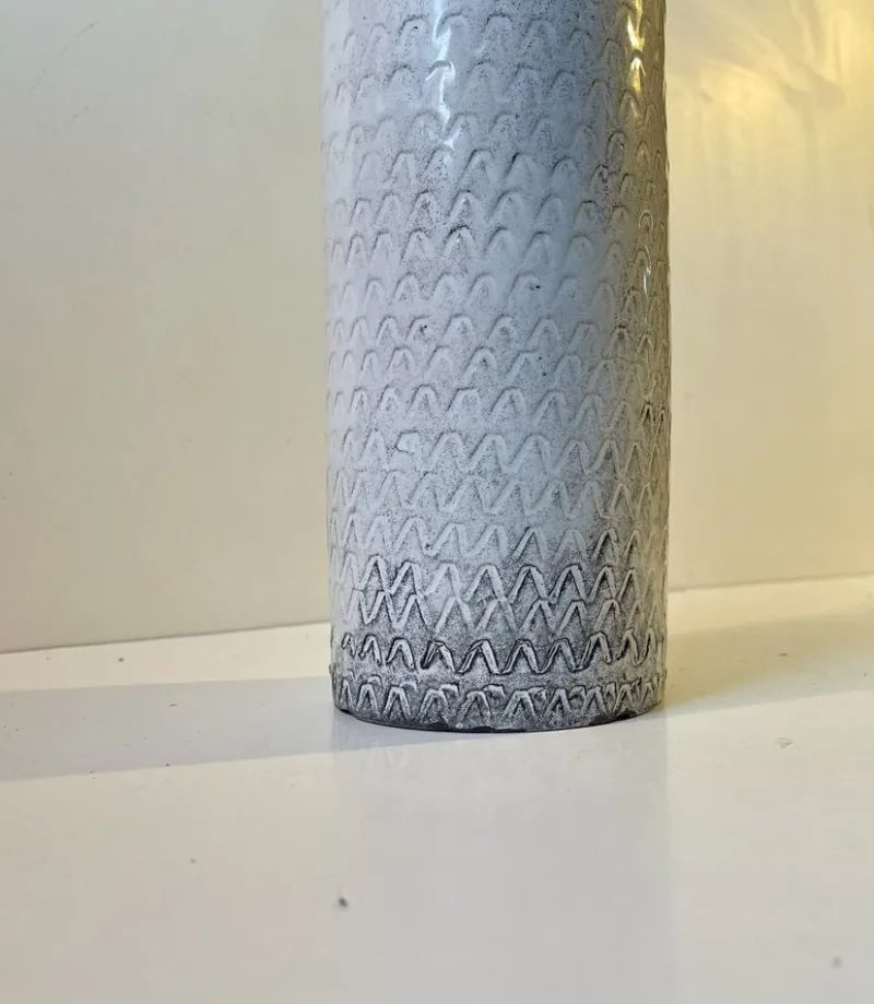 Pamono Black and White Ash Glazes Cylindrical Vase by Svend Hammershøi for Herman A. Kähler, 1930s> Vases