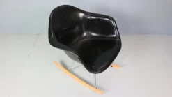 Pamono Black RAR Rocking Chair by Charles & Ray Eames for Herman Miller, 1977><noscript><img width=