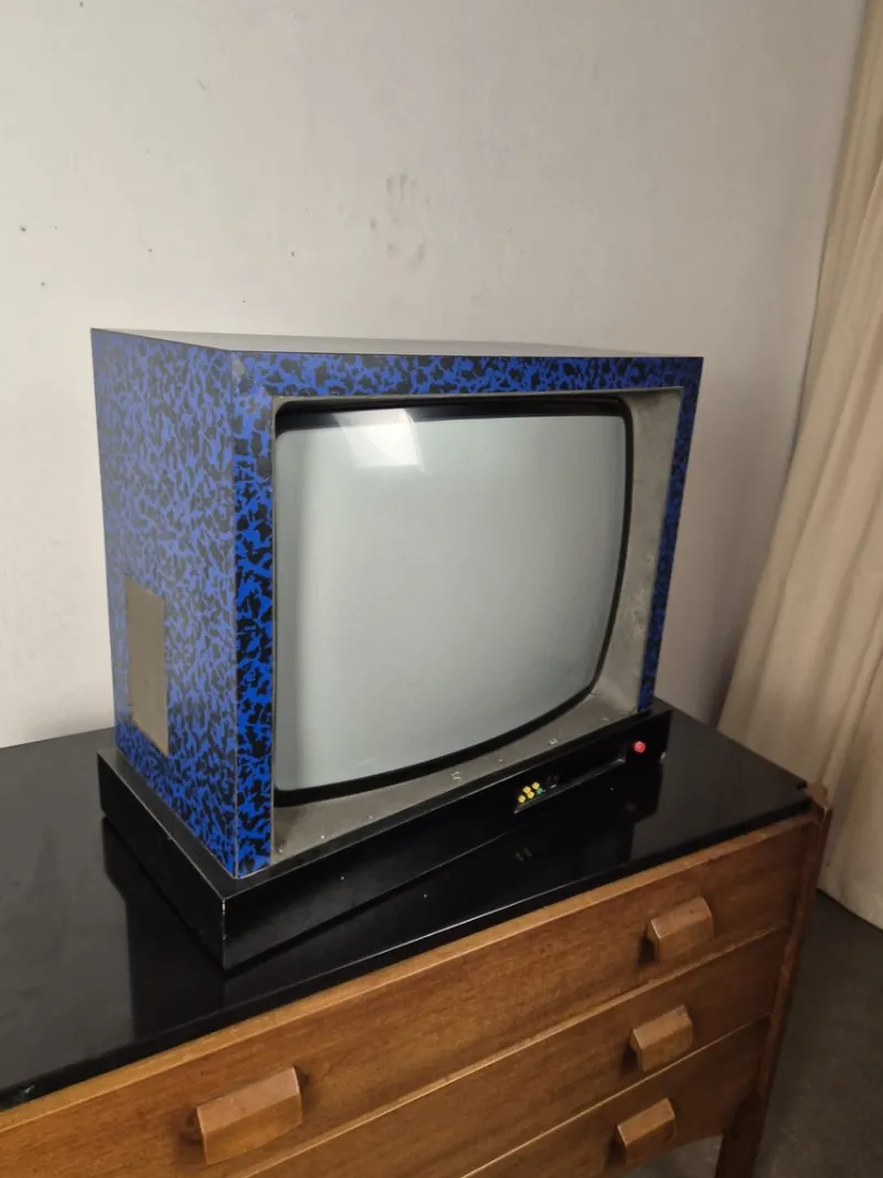Pamono Blue and Black Laminate Television by Ettore Sottsass for Brionvega, 1980s> Electronics
