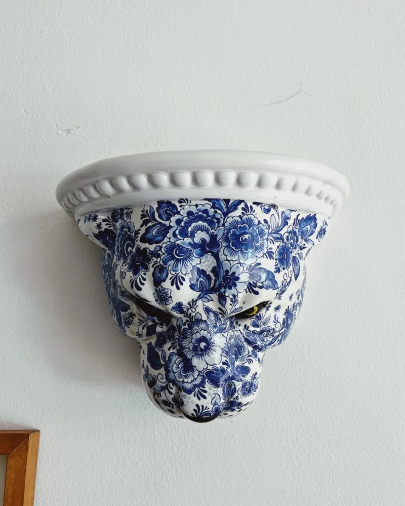 Pamono Blue Delft Leopard Wall Shelf from Ceramiche Boxer> Storage