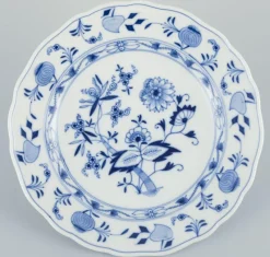 Pamono Blue Onion Patterned Porcelain Dinner Plates from Meissen, Germany, 1890s, Set of 5><noscript><img width=