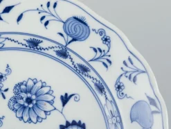 Pamono Blue Onion Patterned Porcelain Dinner Plates from Meissen, Germany, 1890s, Set of 5><noscript><img width=