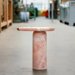 Clearance Pamono Bold Pink Marble Side Table from Kiwano Concept