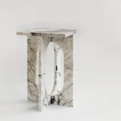 Pamono Bond Side Table in Calacatta Marble from Kiwano Concept><noscript><img width=